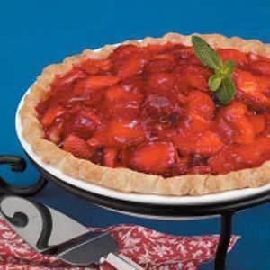 Flaky Strawberry Pie_image