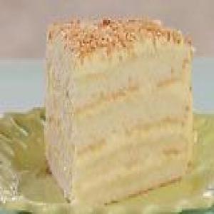 Throwdown's Toasted Coconut Cake with Coconut Filling and Coconut Buttercream_image