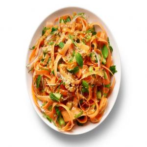 Carrot Noodles with Spicy Peanut Dressing_image