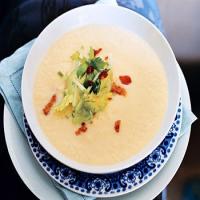 Celery-Root Soup with Bacon and Green Apple_image