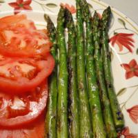 Seasoned Grilled Asparagus_image