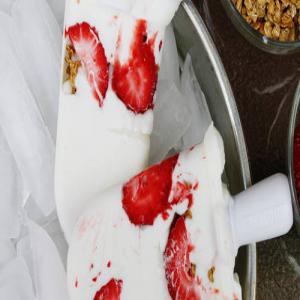 Strawberry Yogurt Granola Pops image