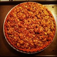 Pumpkin Apple Butter Pie With Gingersnap Crumble_image