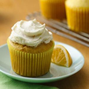 Gluten Free Lemon Lover's Cupcakes with Lemon Buttercream Frosting_image