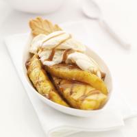 Grilled Pineapple Butterscotch Sundaes_image