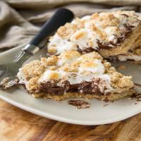 Gooey S'mores Cake Bars_image