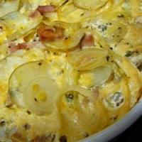Easy Cheese and Ham Scalloped Potatoes_image