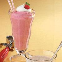Creamy Berry Shakes_image