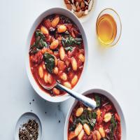 Tomato and Cannellini Bean Soup image