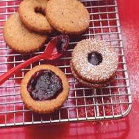 Hazelnut Linzer Cookies with Blackberry Jam image