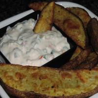 Chili Potato Dippers With Cheddar Jalapeno Dip_image