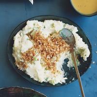 Mashed Turnips and Potatoes with Horseradish Bread Crumbs_image