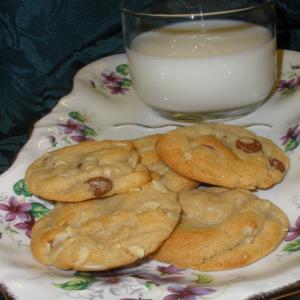 Alice's Chocolate Chip Cookies image