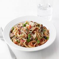 Spaghettini With Bacon, Mushrooms and Herbs image