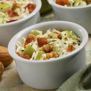 Marzetti® Apple Bacon Walnut Salad_image