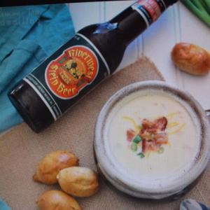 BEER AND CHEDDER CHEESE SOUP_image