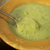 Broccoli and Stilton Cheese Soup_image
