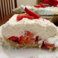 Strawberry White Chocolate Mousse Pie -- Low Carb image