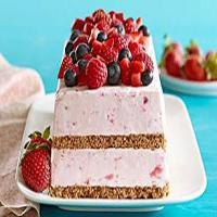 Cool Whip Frozen Berry Dessert_image