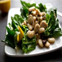 Large White Bean, Tuna and Spinach Salad image