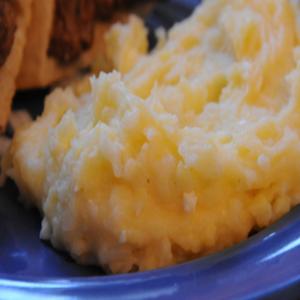 Kacamak With Potatoes and Cheese (Bosnia Herzegovina)_image