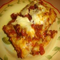 Incredible Lasagna W/ Bolognese Sauce_image