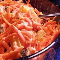 Old-Fashioned Carrot Salad image