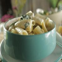 Spinach and Artichoke Dip Pasta image