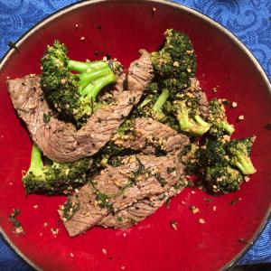 Thai Beef with Garlic and Black Pepper_image