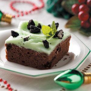 Mint Cookies 'n' Cream Brownies Recipe_image