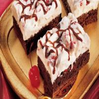 Chocolate Cherry Brownie Dessert_image