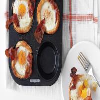 Bacon, Egg, and Toast Cups_image