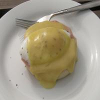Eggs Benedict for 2 image