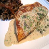 White Wine-Shallot Sauce With Lemon and Capers_image