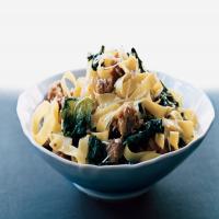 Fettuccine With Sausage and Kale image