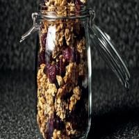 'Smitten Kitchen's Big Cluster Maple Granola Recipe_image