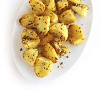 Spicy roast potatoes image