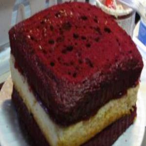Raspberry Velvet Cake Supreme_image