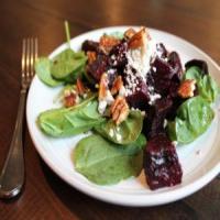 Roasted Beet, Spinach, and Goat Cheese Salad with Maple Glazed Pecans_image