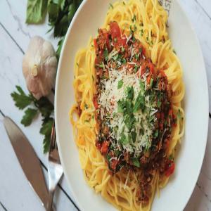 Simple Pasta Bolognese image