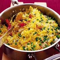 Saffron rice with chicken & peppers image