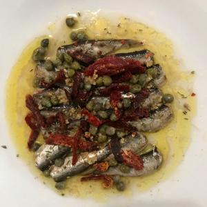 Sardines with Sun-Dried Tomato and Capers_image