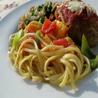 Olive Garden Linguine With Mixed Sweet Peppers_image