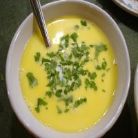 Cream of Garlic Soup With Cilantro_image