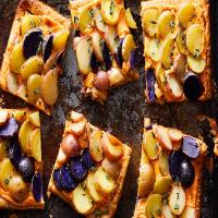 Potato Tart With Goat Cheese and Thyme image