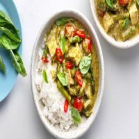 Vegetarian Thai Green Coconut Curry_image