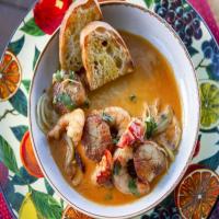 Seafood Fra Diavalo with Charred Garlic Bread_image