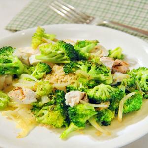 Mediterranean Broccoli Couscous Platter_image