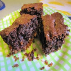 Stepped-Up: Pretzel Crust Brownies image
