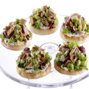 Open-Faced Tuna Tea Sandwiches with White Bean Spread_image